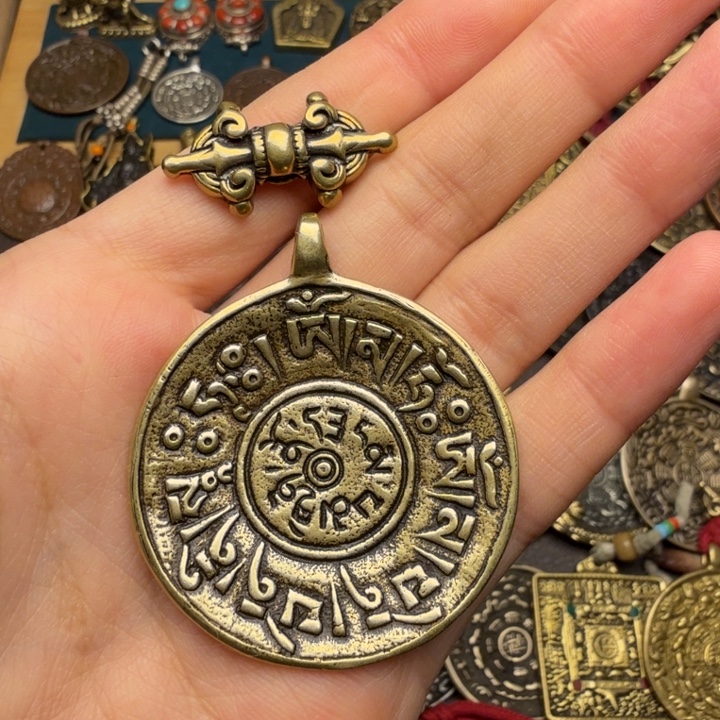 藏传文玩九宫如图