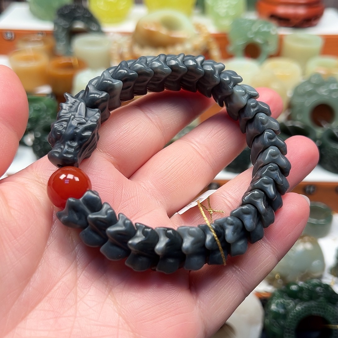 和田玉（糖玉）未镶嵌手链