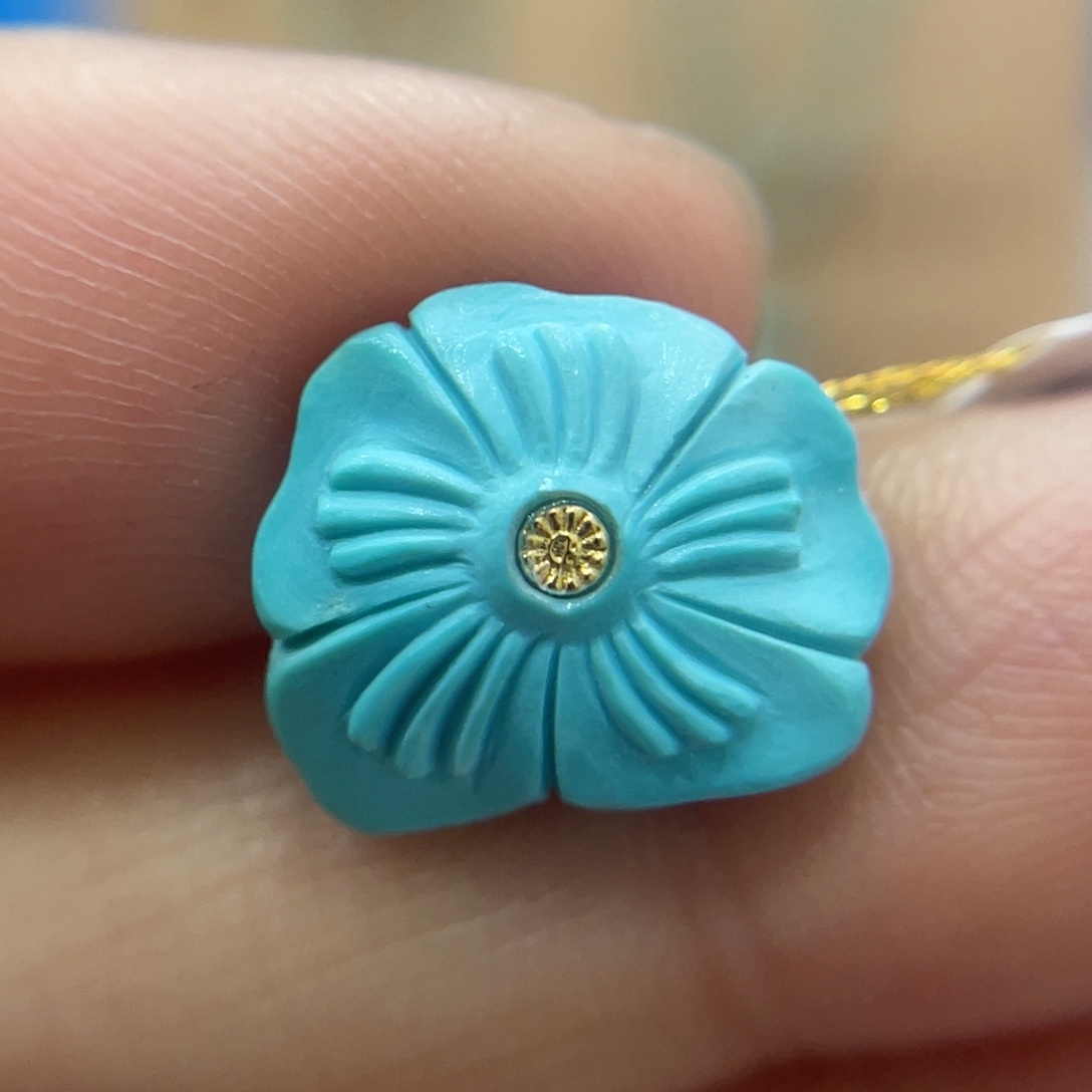 绿松石未镶嵌珠宝奇石