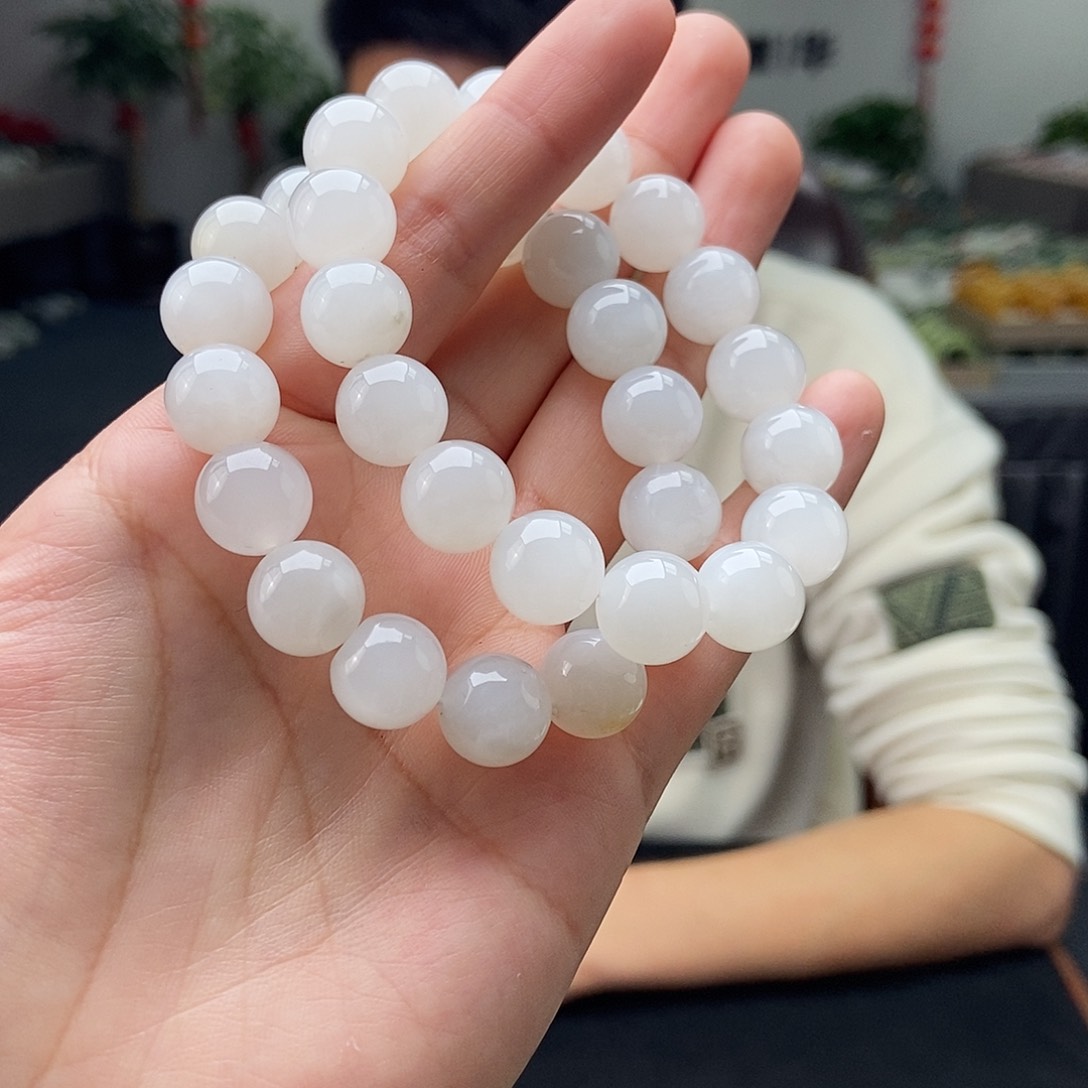 和田玉颜色多样性发拍一发一未镶嵌