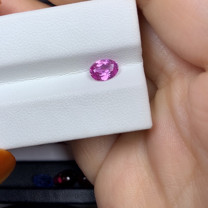 蓝宝石裸石5x7粉蓝宝