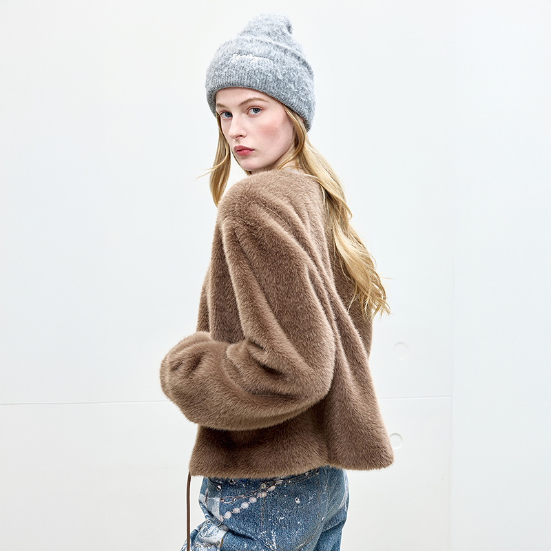 Juicy Couture橘滋外套女2025年冬季新款高级复古毛绒保暖短上衣