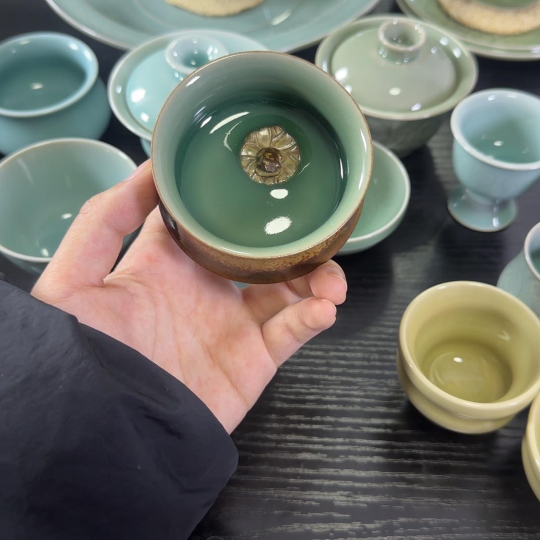 杯荷塘蛙趣 主人杯