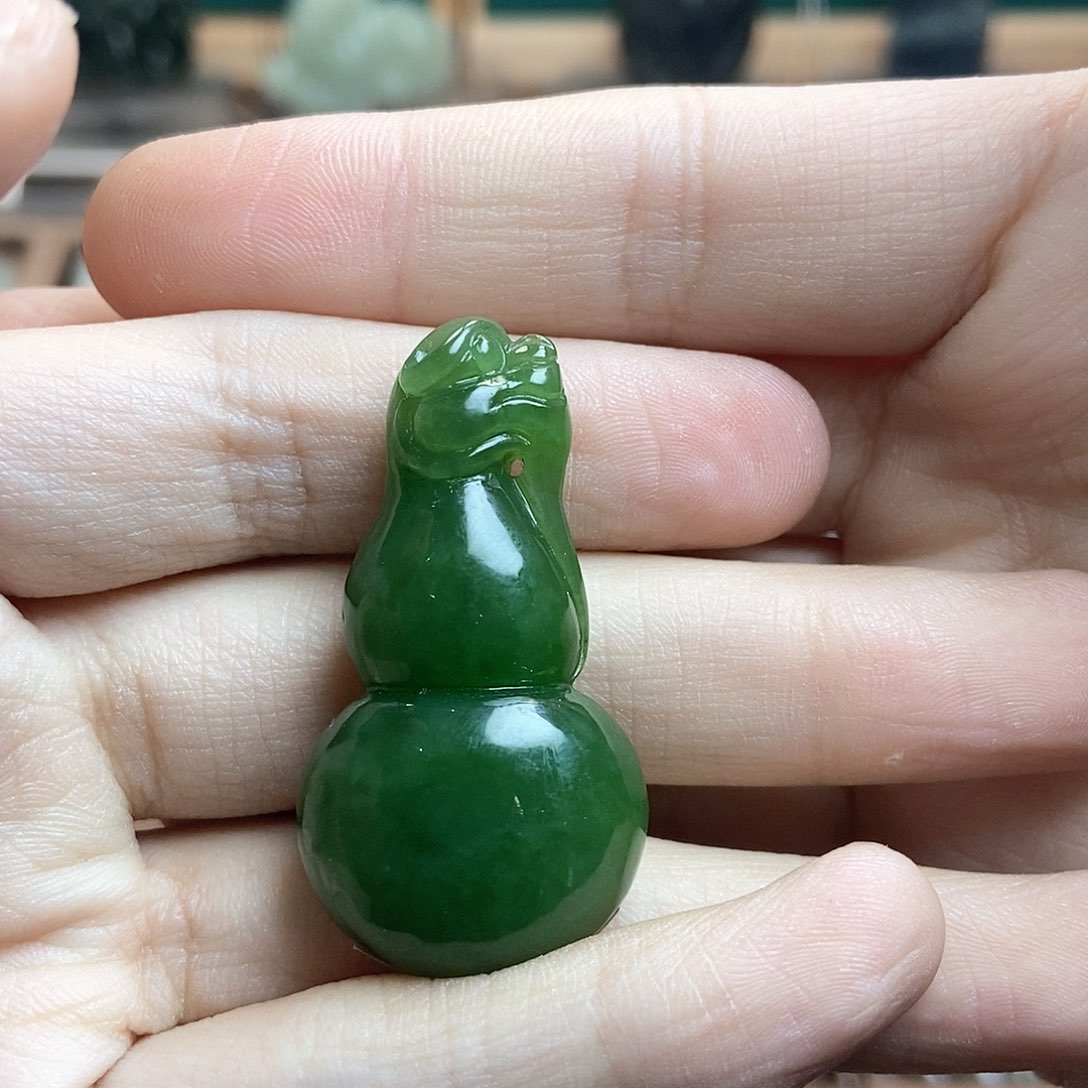 和田玉（糖玉）颈饰未镶嵌