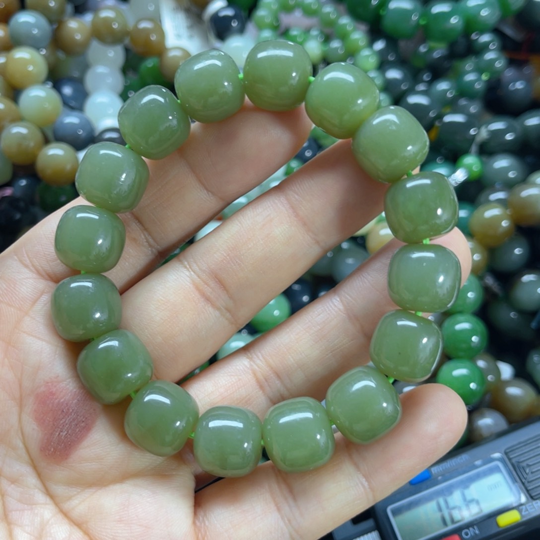 未镶嵌手链和田玉