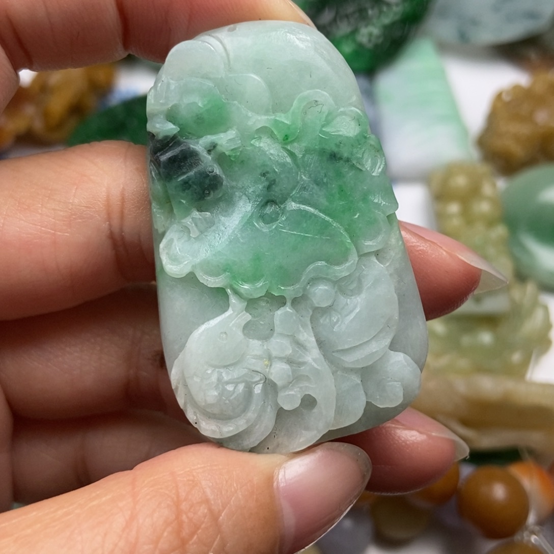 定制翡翠未镶嵌翡翠