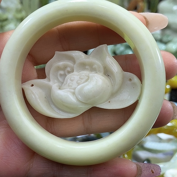 岫玉岫玉手镯未镶嵌