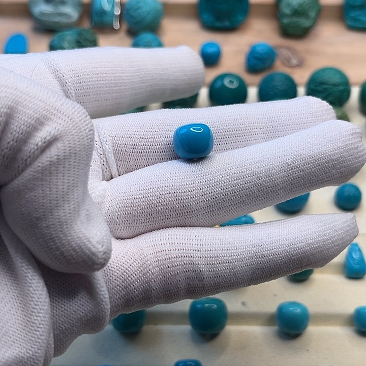 绿松石绿松石未镶嵌