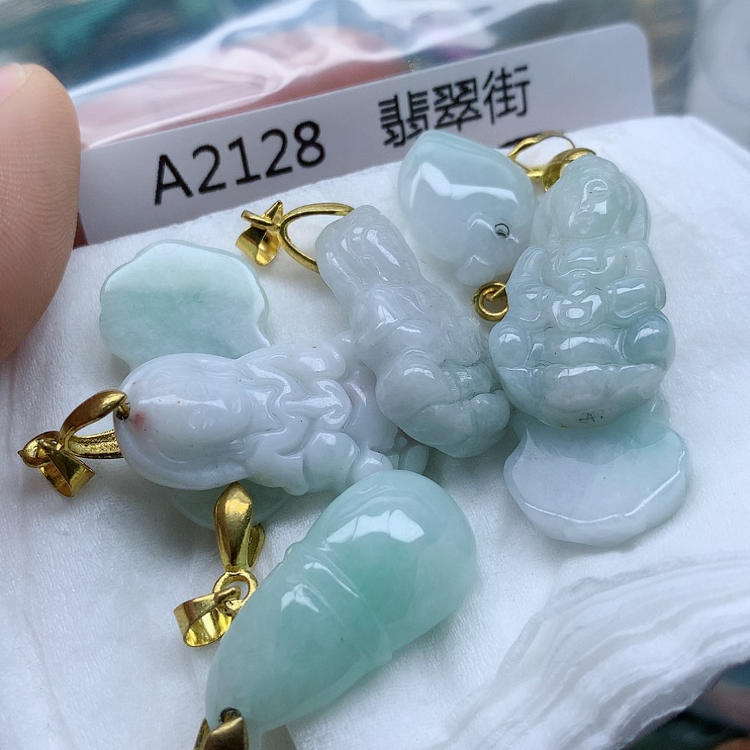 翡翠颈饰未镶嵌手串