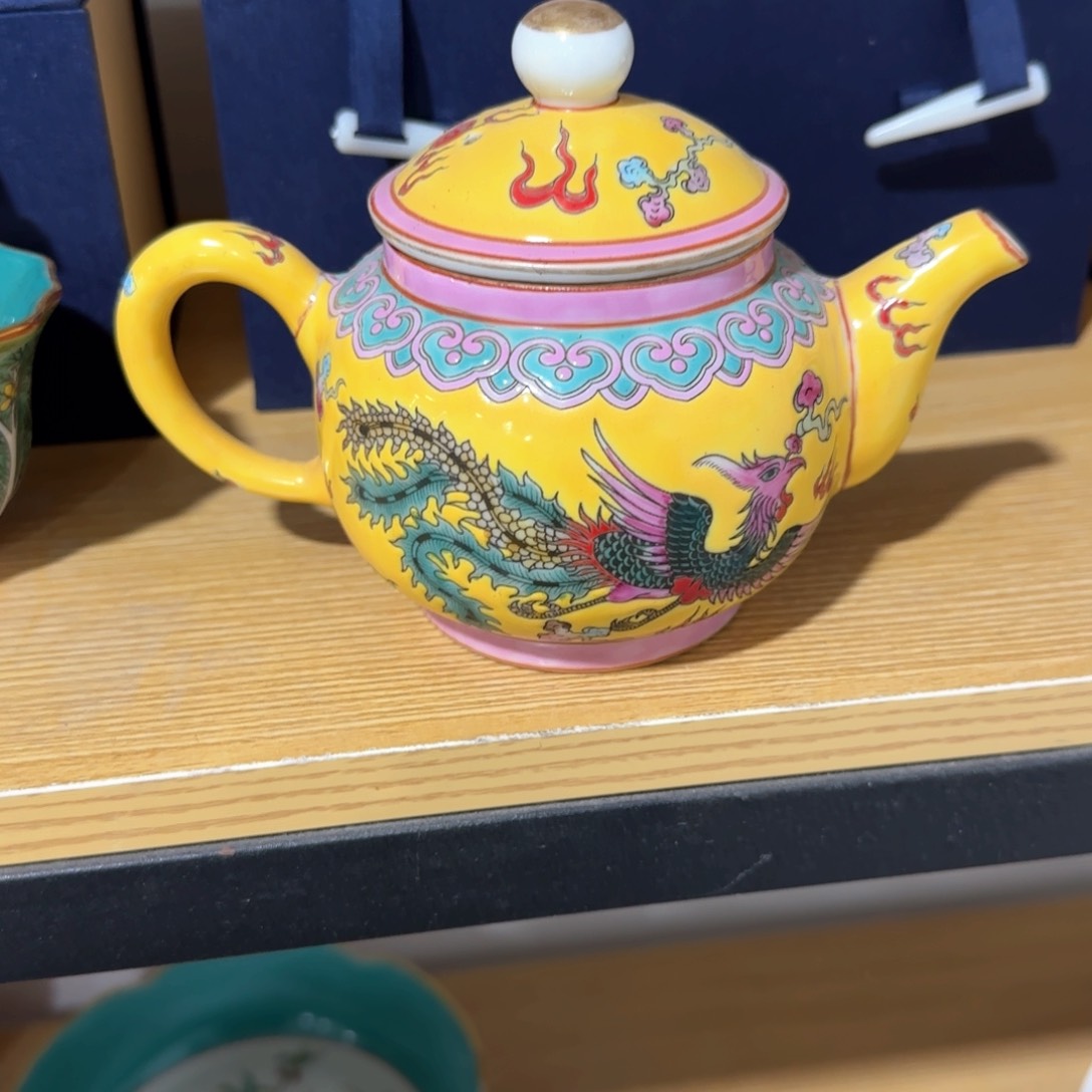 瓷片瓷器等艺术家都十分喜欢