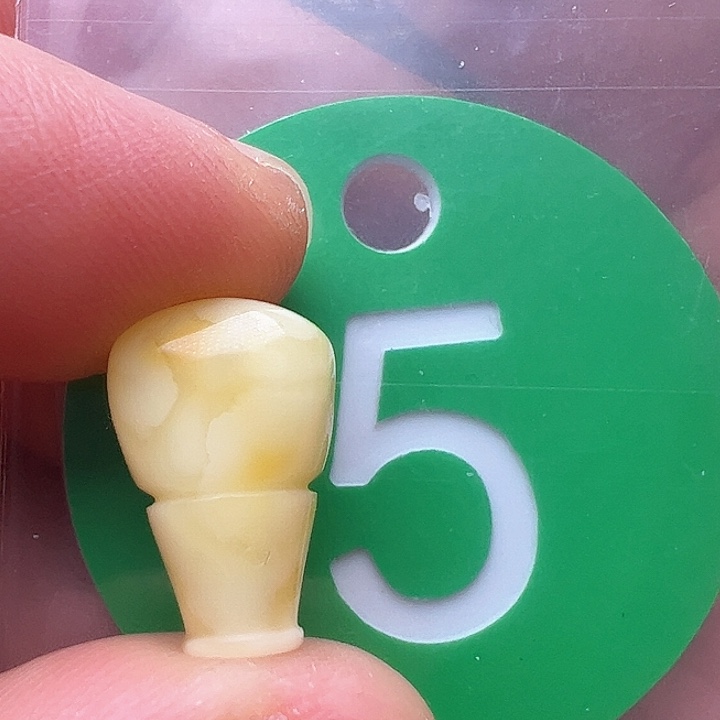 蜜蜡裸石未镶嵌花粉9.6m m