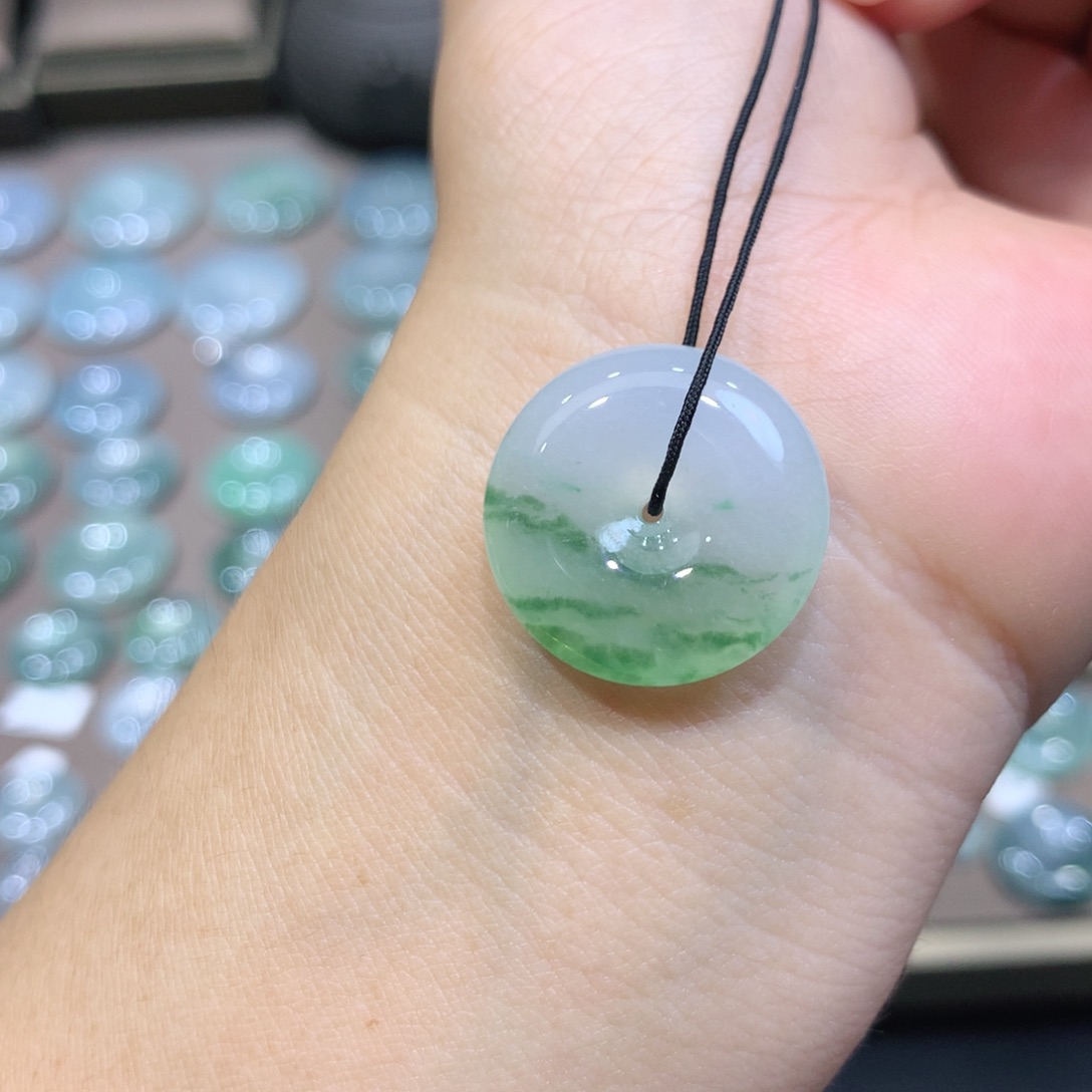 颈饰未镶嵌翡翠平安扣 20.5*6.1