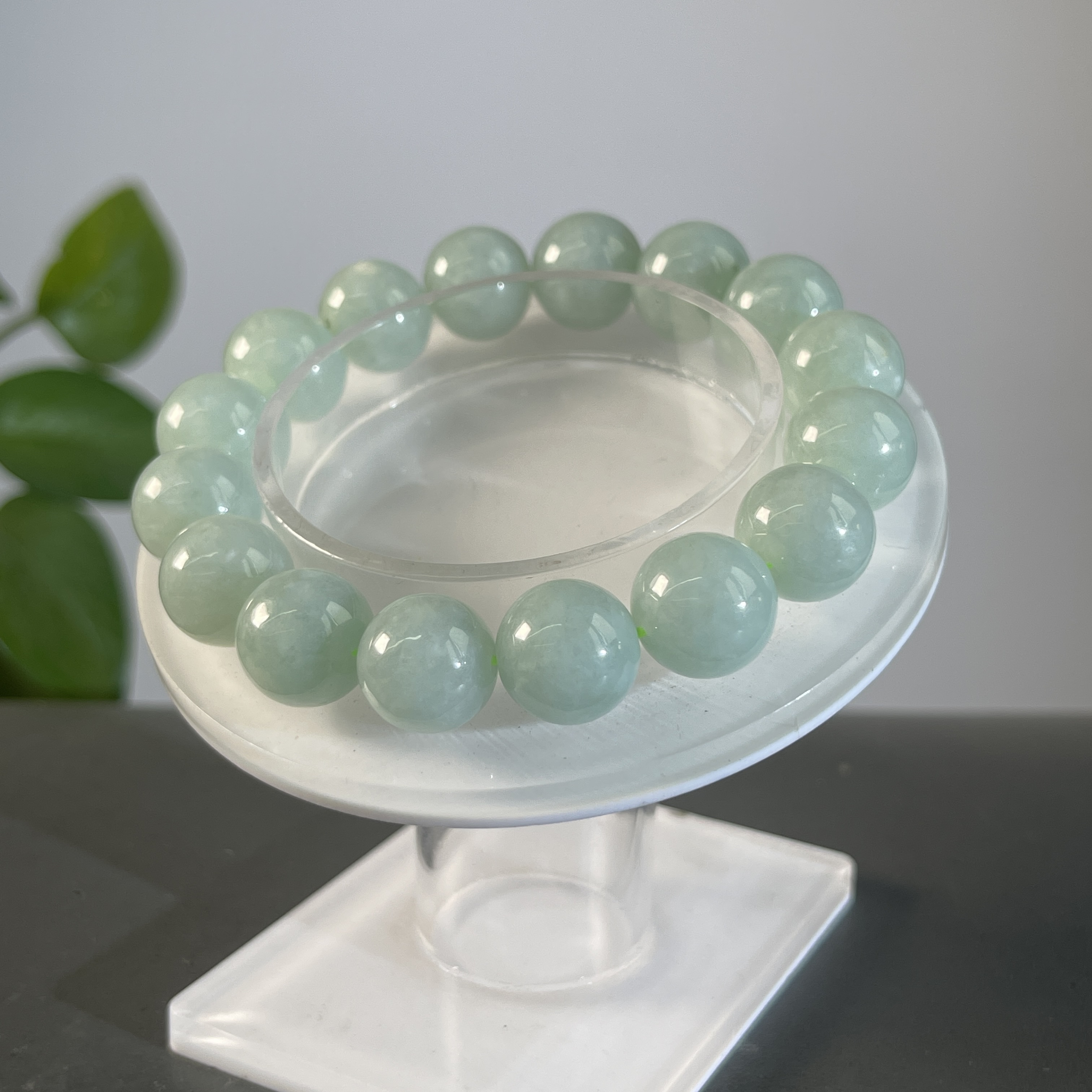 JGB15-85  天然缅甸A货翡翠  翡翠手串