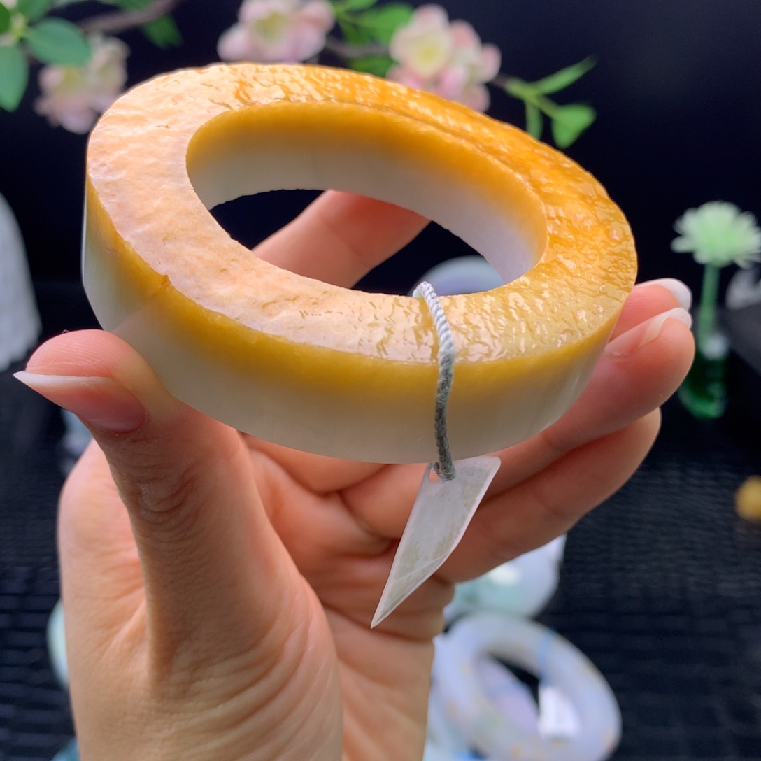 定制翡翠未镶嵌手镯50-62