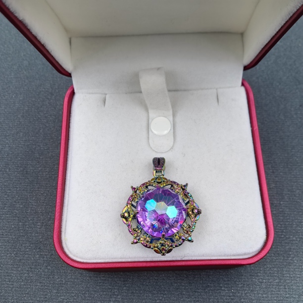   【经典永恒  光芒四射】吊坠 GDJ10170