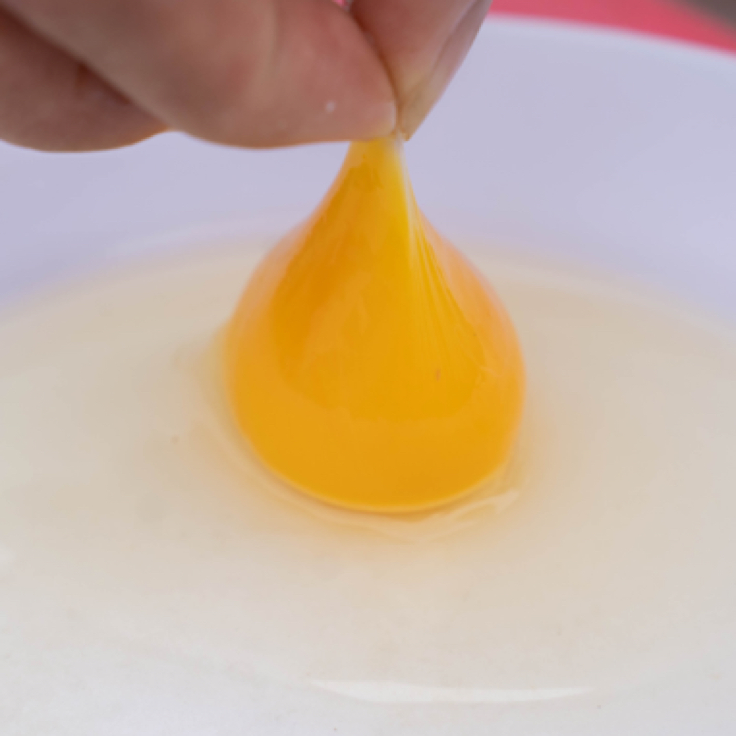 纯粮食喂养土鸡蛋新鲜营养农家散养草鸡蛋