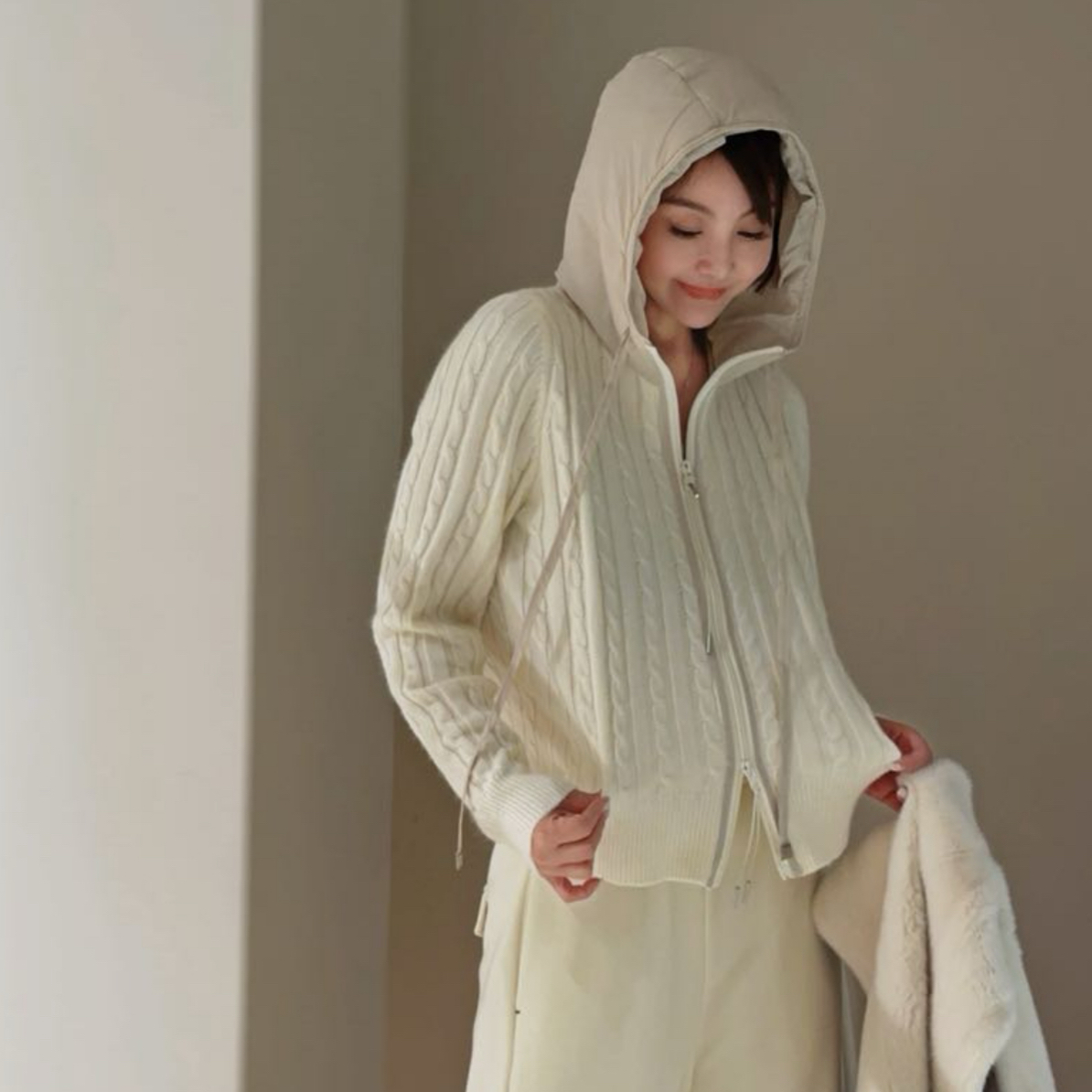 XULI'S EPOCH“北欧小抱枕”羽绒帽麻花纹理开衫·24140·冬日限定