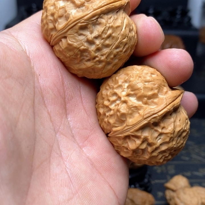 文玩核桃吊坠贝*亚至尊元宝