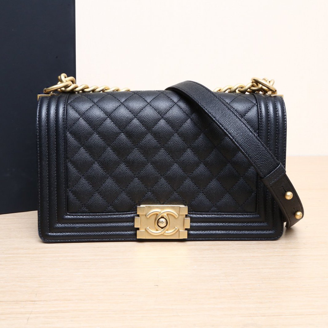 95新 Chanel/香奈儿 【小花念念】Leboy 中号 黑色 29开 金扣 