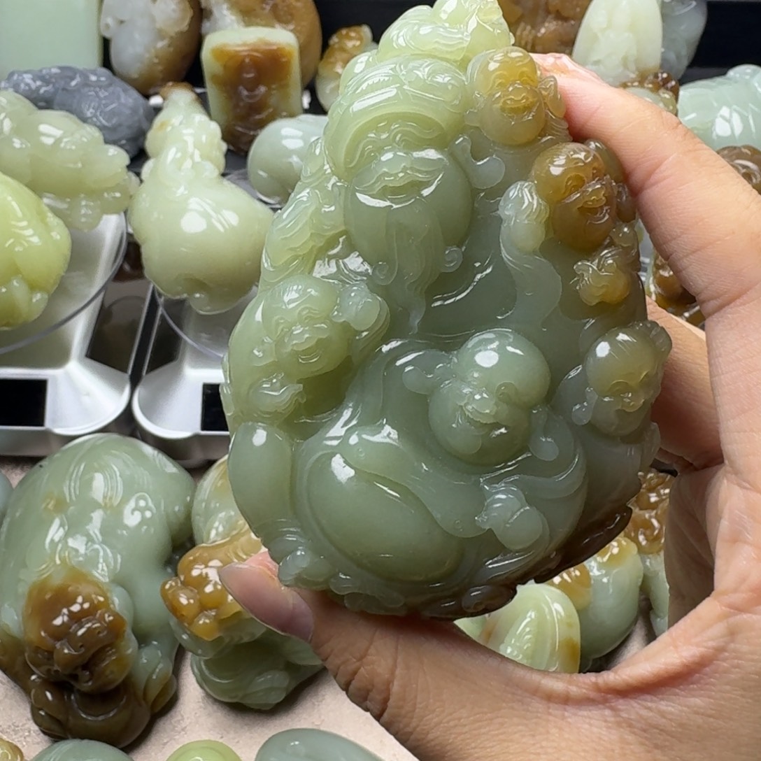 超***奥和田玉未镶嵌把件