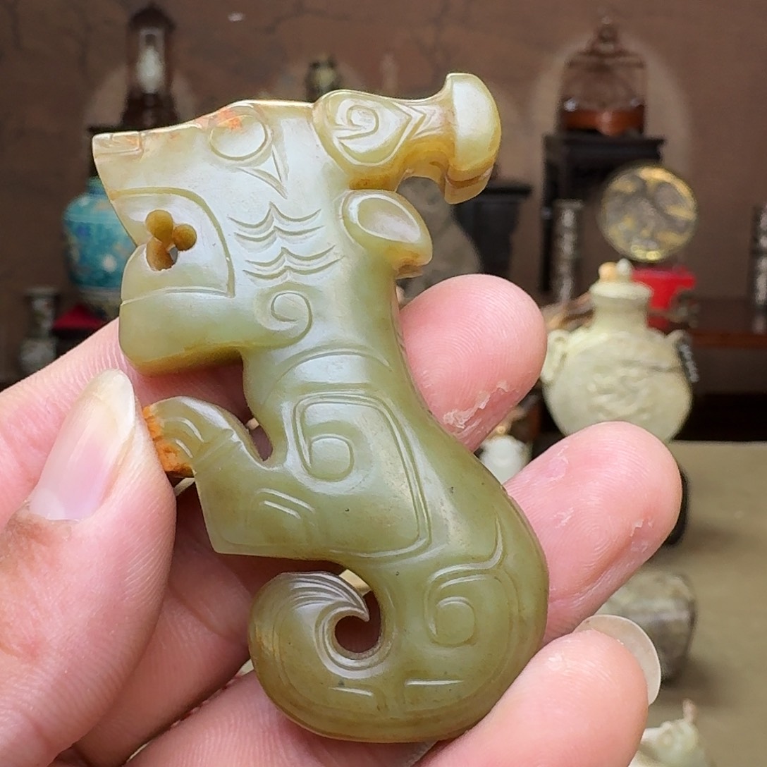 和田玉颈饰未镶嵌只****l