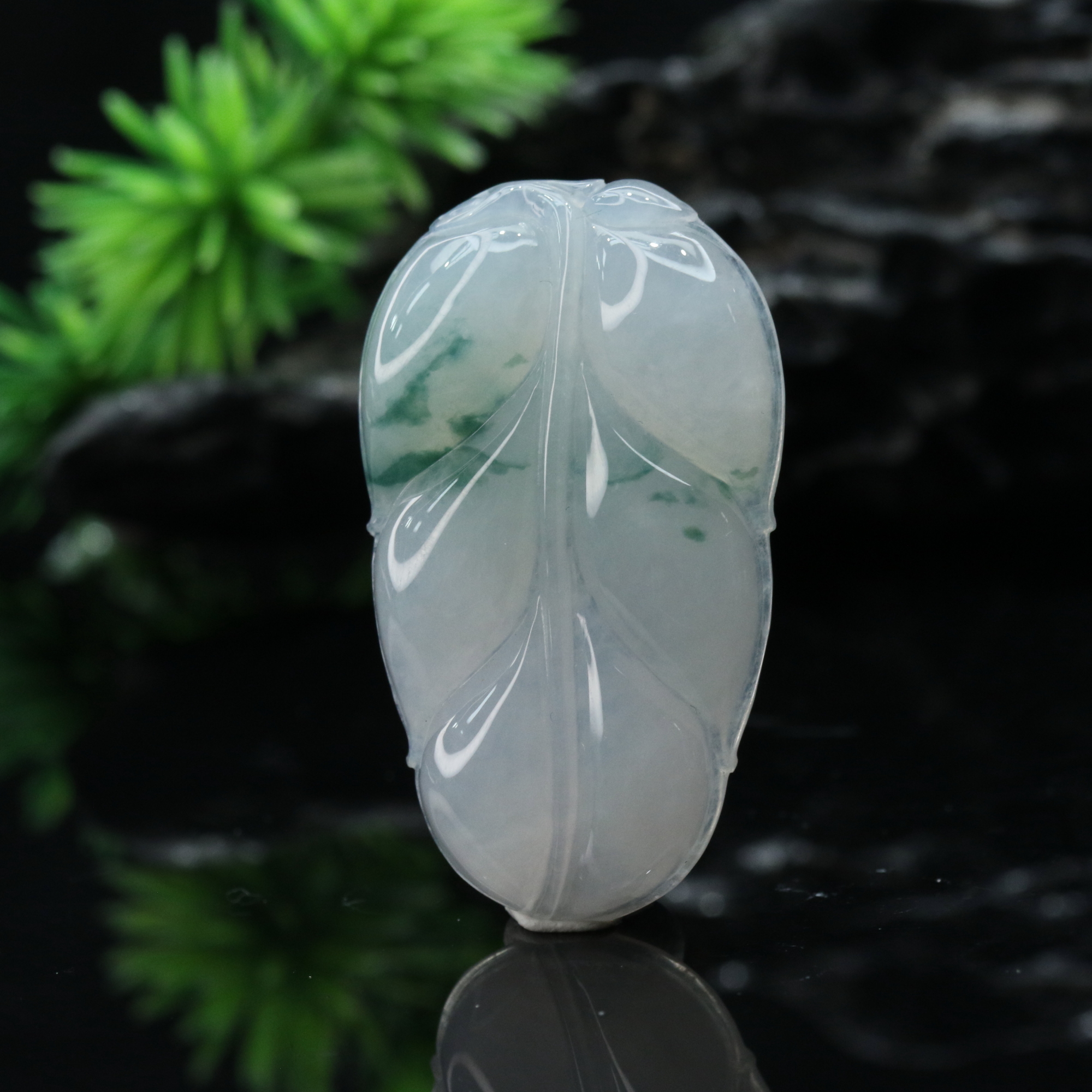 6天然缅甸翡翠A货叶子吊坠/400003/上海嘉禾拍卖