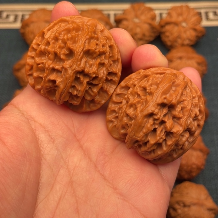 文玩核桃把件39苹果园