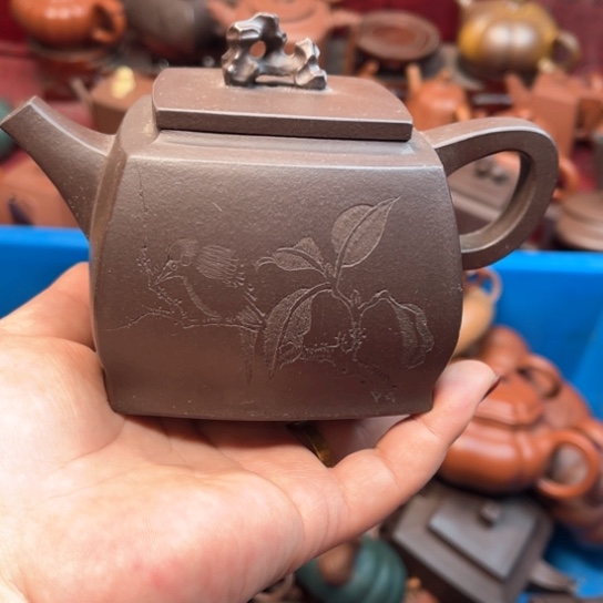 紫砂茶壶瑕疵……瑕疵也