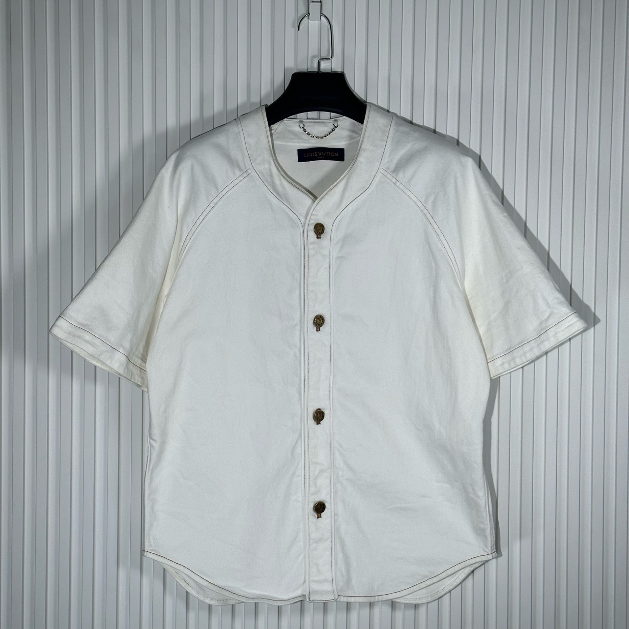 95新 LouisVuitton/路易威登 白色暗纹logo棒球衫 XL码/无配件