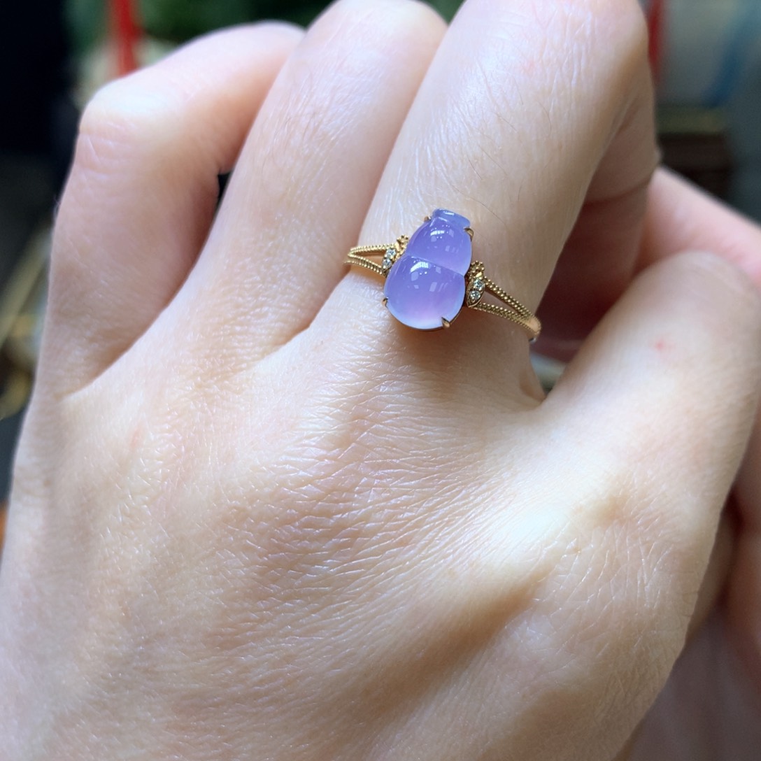 翡翠18K金镶嵌颈饰翡翠吊坠项链