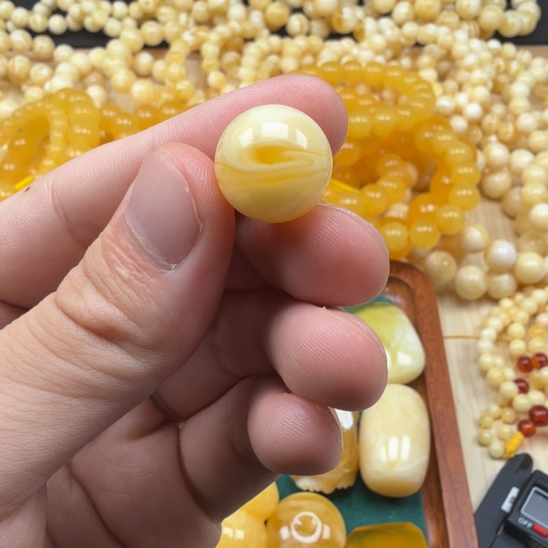 手串蜜蜡未镶嵌14.7mm俄料溶洞浓白蜡珠子