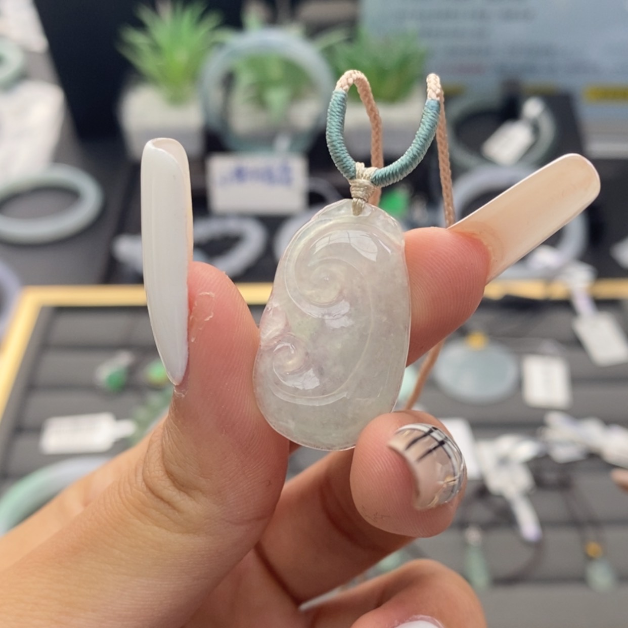 【闪购商品】颈饰未镶嵌翡翠