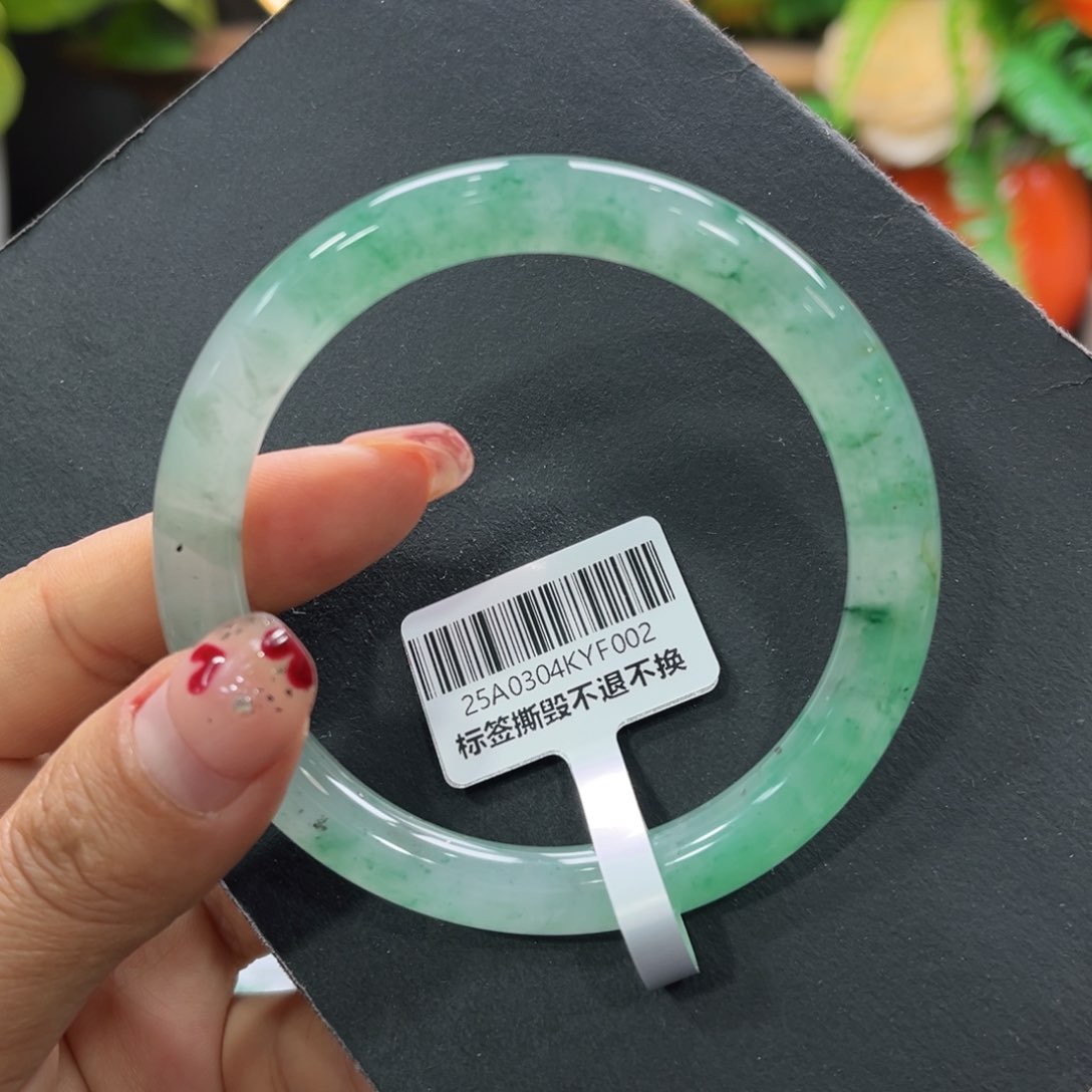 石英质玉手镯未镶嵌➕周周57.6