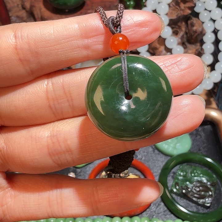 和田玉（碧玉）未镶嵌颈饰俄碧 猫眼