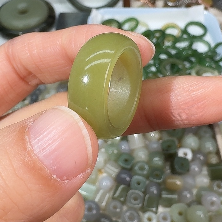 和田玉未镶嵌戒指17.5内径68