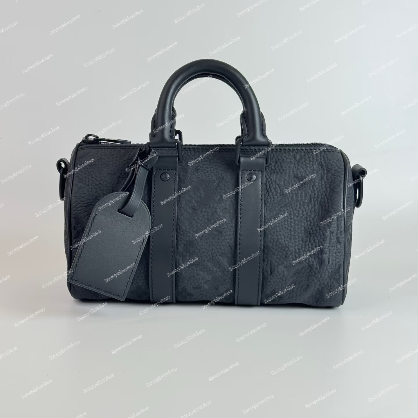 【免税版 keepa11 黑色压花 】大枕头 旅行包 手提包