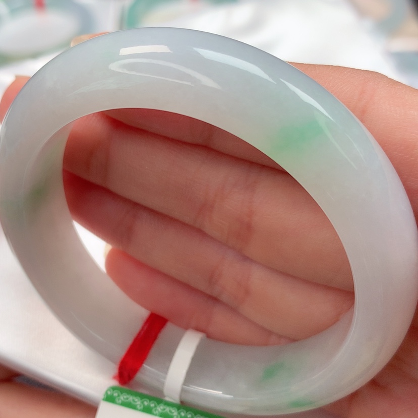 【闪购商品】翡翠手镯未镶嵌天然翡翠手镯