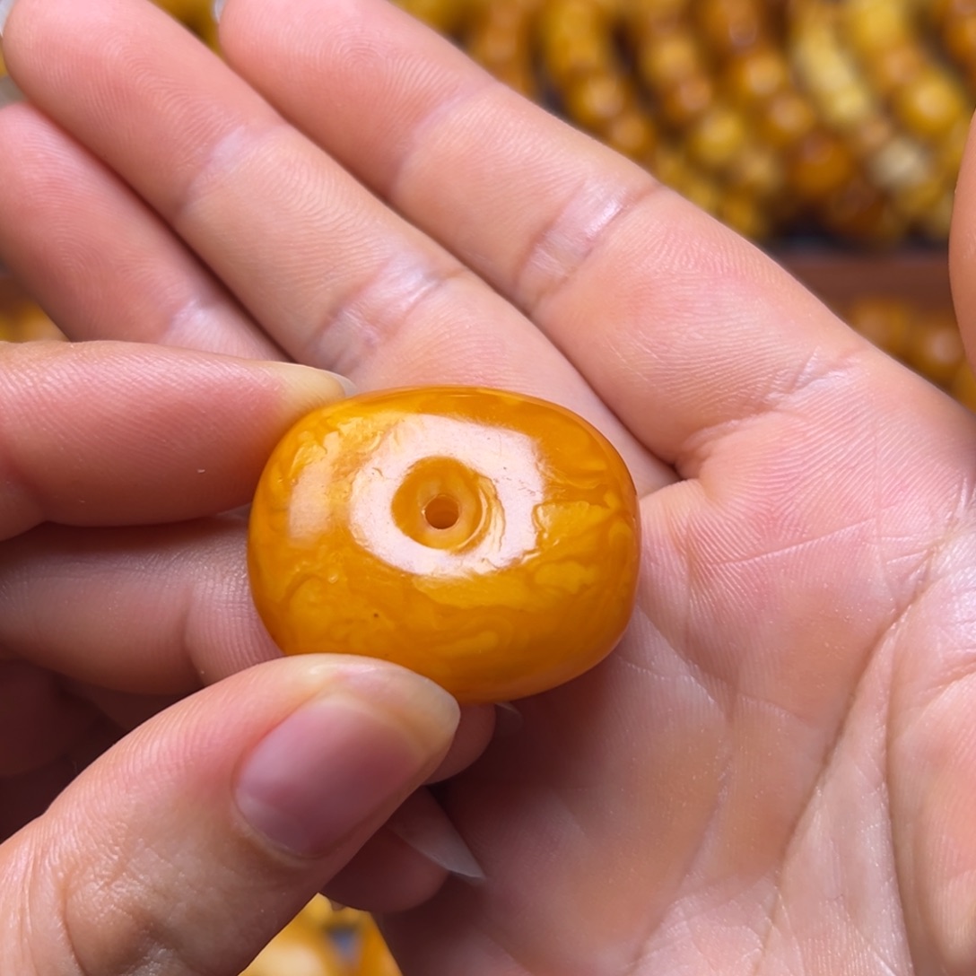 琥珀未镶嵌吊坠(不含链)