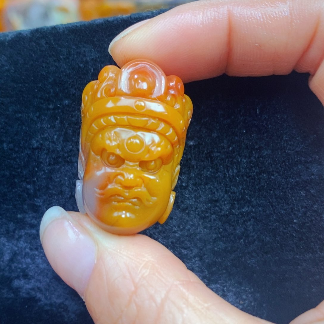 未镶嵌石英质玉（黄龙玉）吊坠(不含链)