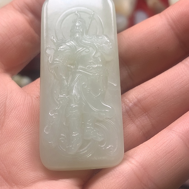 和田玉未镶嵌颈饰挂件