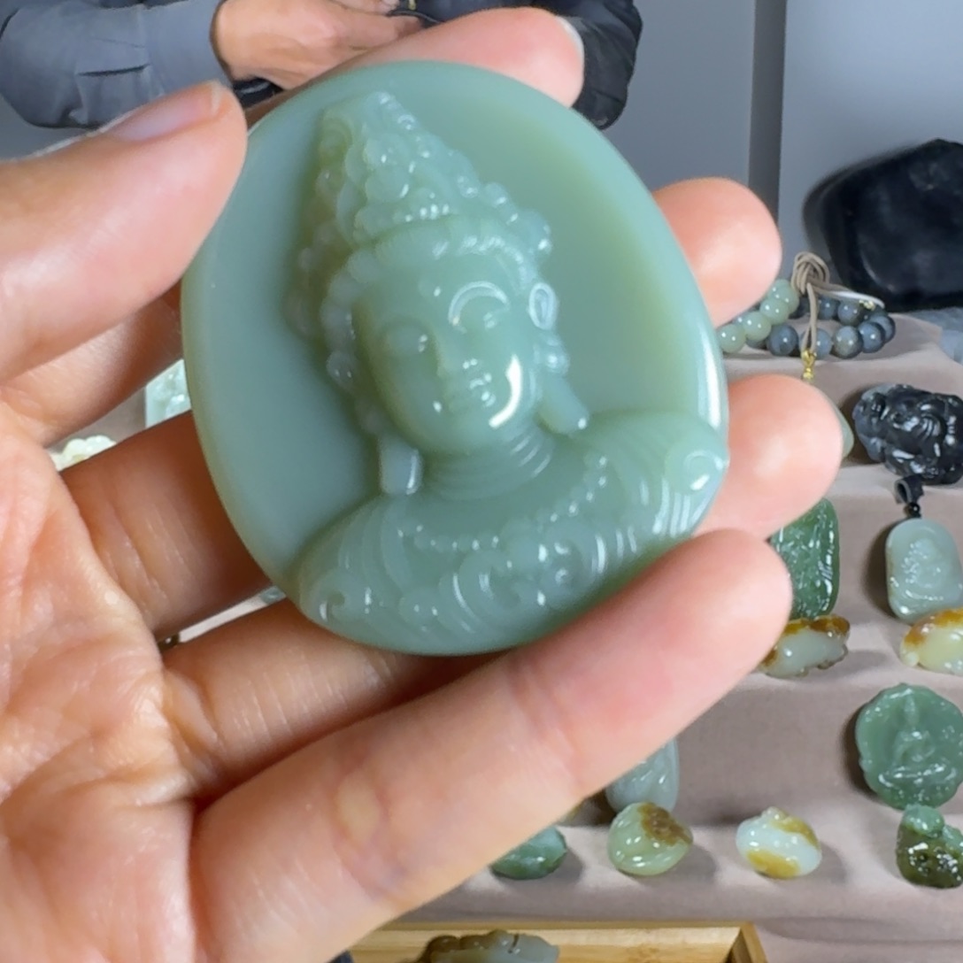 和田玉颈饰未镶嵌