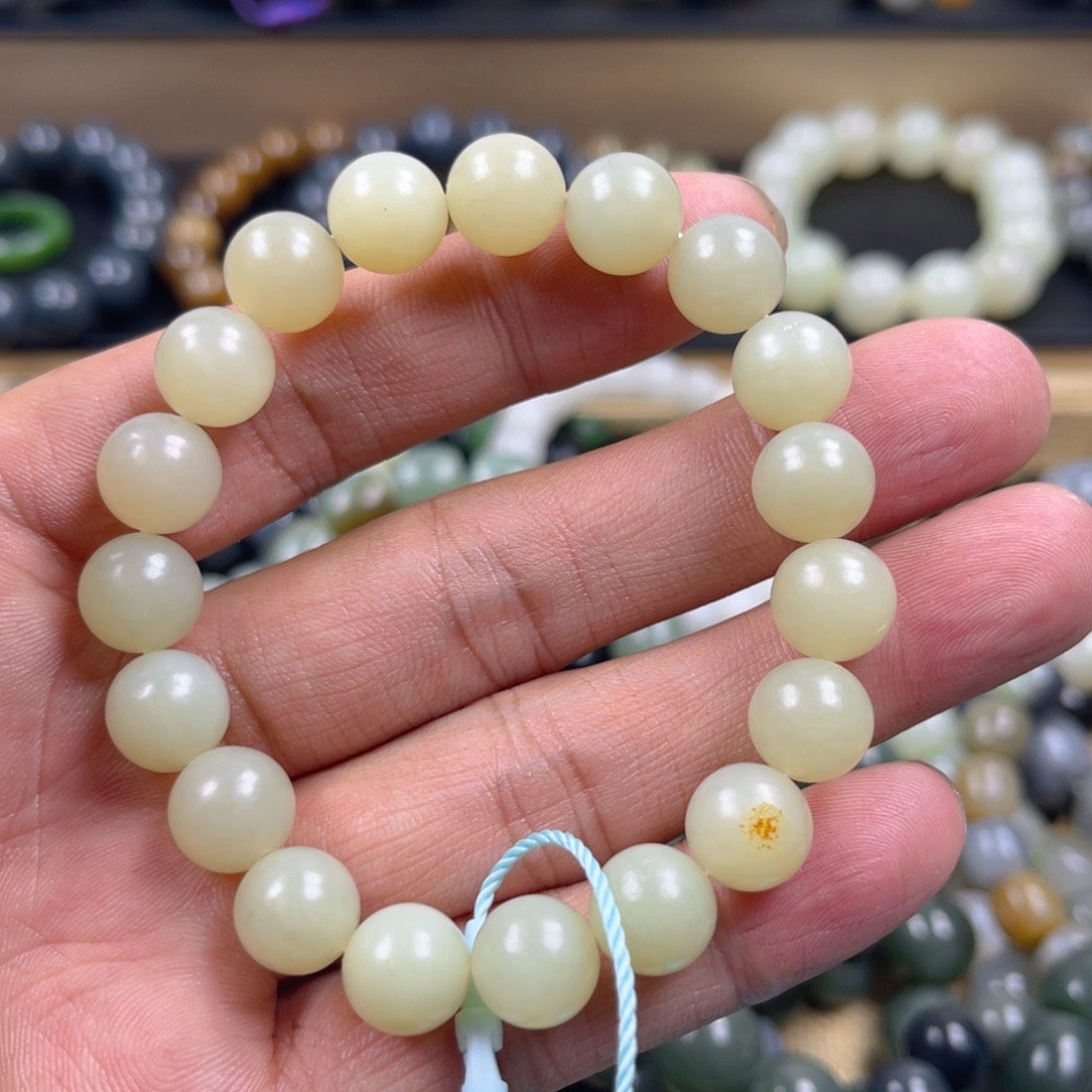 和田玉手串未镶嵌