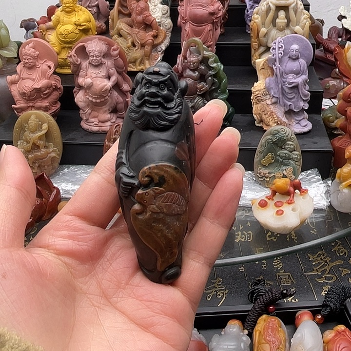 石英质玉未镶嵌手把件