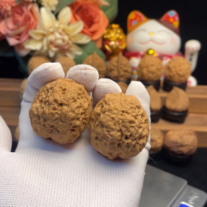 把件文玩核桃云南铁核桃29