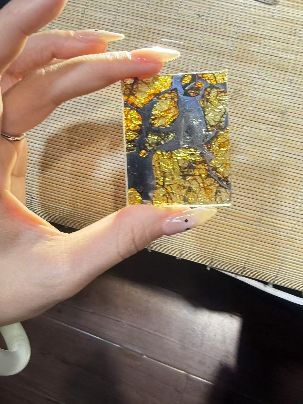 阜康橄榄石铁陨石（改价链接）