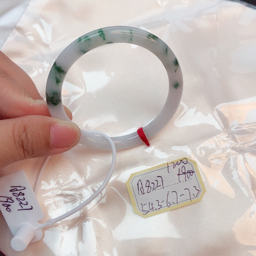 【闪购商品】翡翠手镯未镶嵌天然缅甸翡翠A货