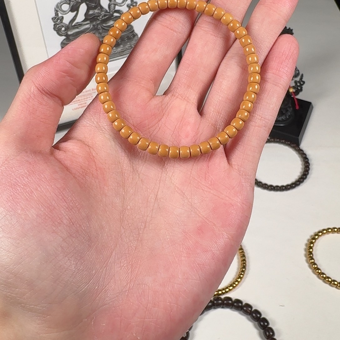 椰蒂手串出去玩出去玩