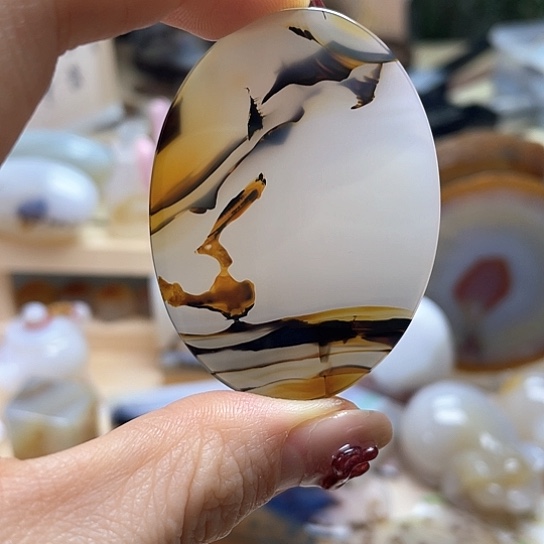 玛瑙/玉髓颈饰未镶嵌