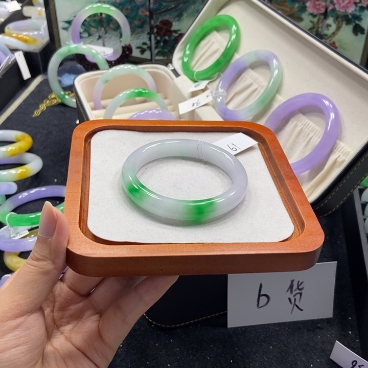 禅***味非金属61手镯圈口