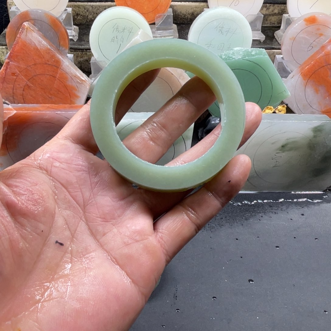 【闪购商品】定制和田玉飞****a加工定制